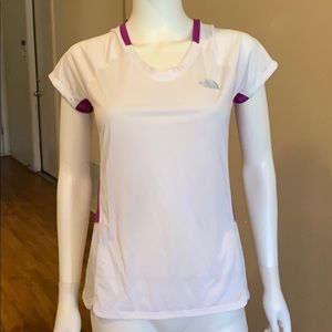 NEW THE NORTH FACE FlashDry Running Shirt SMALL